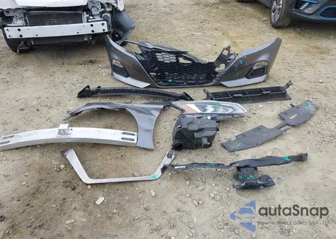 2021 Nissan Altima Sr Intelligent Awd z USA, uszkodzony, nr VIN 1N4BL4CW8MN415203